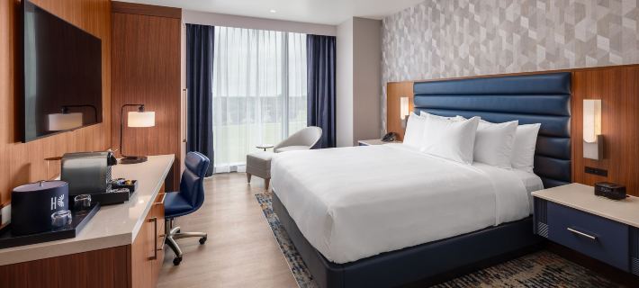 Hollywood Casino Aurora Hotels in Kane County