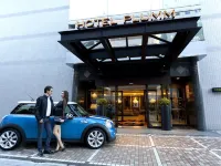 Hotel Plumm - Pysäköinti