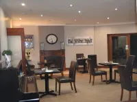 Old House Lodge - Guest houses