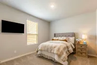 10 Minutes to Stadium Spacious 3BR Gameroom - balcony