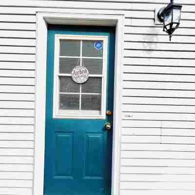 Cozy basement Apartment in St. John’s Hotel Exterior