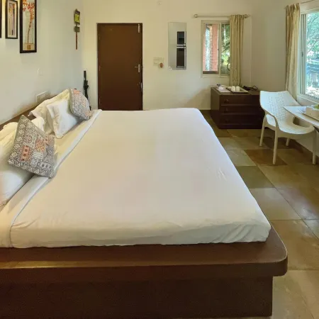 The Hideaway Hosur by Evaddo Stays