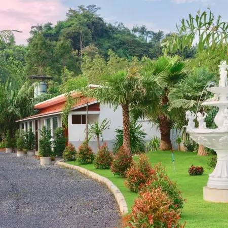 Great Hill Resort