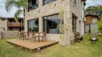 Cozy Ground Floor Studio at Praia do Rosa Prn0001 - 3-Star