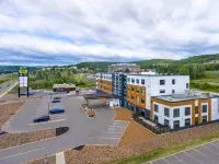 Quality Hotel & Conference Centre - 2-Star
