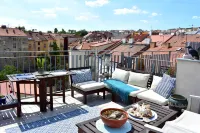 Rooftop terrace loft apartment, home cinema - Condos