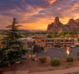 Wildflower Inn at Bell Rock - غرفة مطلة على الجبل