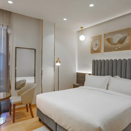 Vora Addis Hotel