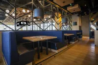 Sandman Hotel Hamilton - 3-Star