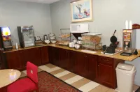 Red Roof Inn & Suites Detroit - Melvindale/ Dearborn - Motels