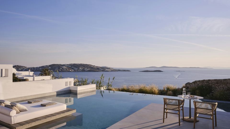 Deos Mykonos - A Myconian Collection Hotel
