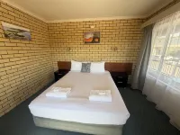 Coastal Comfort Motel - balcony