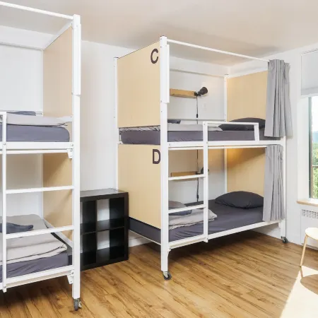 Auberge Saintlo Montréal Hostel