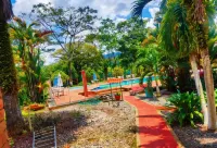 VILLA VICTORIA - Pools