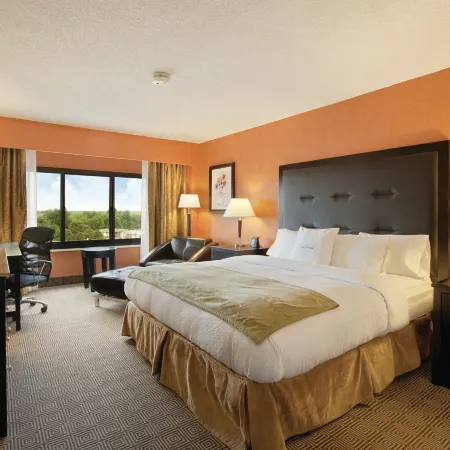 DoubleTree by Hilton Hotel Springfield