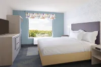Home2 Suites by Hilton Logan - Pools