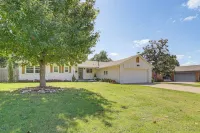 Charming Tulsa Home Near Lafortune Park - 3-Star
