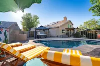 Desert Oasis Pool Spa Pickleball Theater - Jacuzzi
