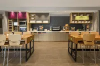 Home2 Suites by Hilton West Sacramento - Parkering