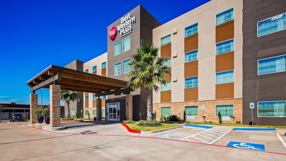 Best Western Plus Westheimer-Westchase Inn & Suites