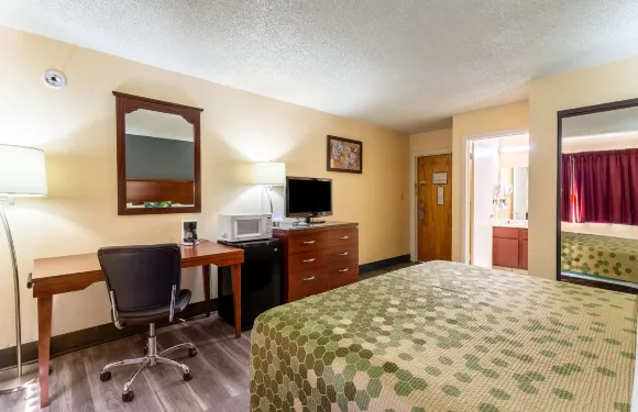 伊克諾旅館加洛普西