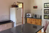 Forest Nest Cottage, Tsitsikamma Hotels in Stormsrivier