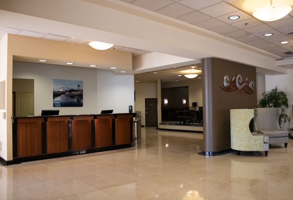 Comfort Inn & Suites Downtown Tacoma