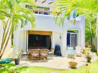 Deluxe Jacuzzi Balcony Room with Swimming Pool Air Conditioning and Parking