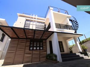 Ezabella Luxury Service Villa | Rooms & Wi-Fi