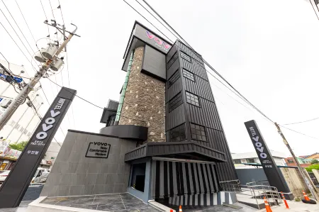 Jinju Hotel Vovo Отели в г. Чинджу