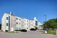 Motel 6 San Antonio, TX - Airport Hotel di San Antonio
