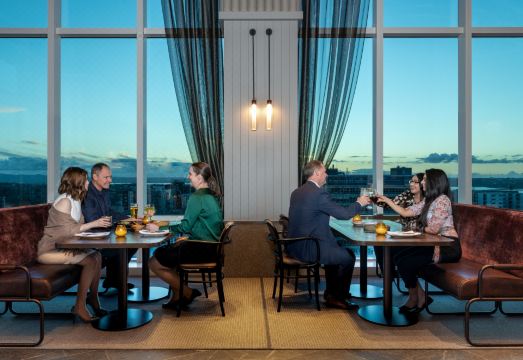 2. 포 포인츠 바이..