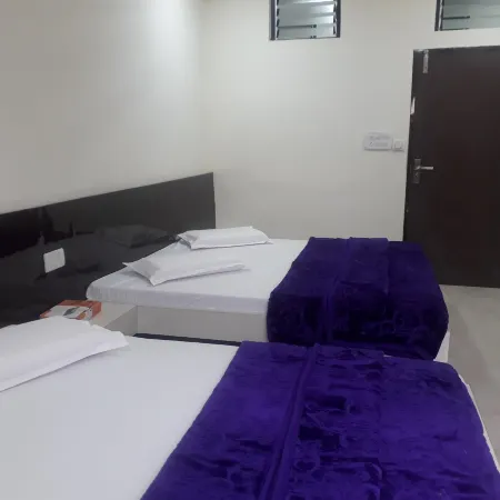 Hotel Moon Sky Ajmer Отели рядом с достопримечательностью «Даргах Шариф»