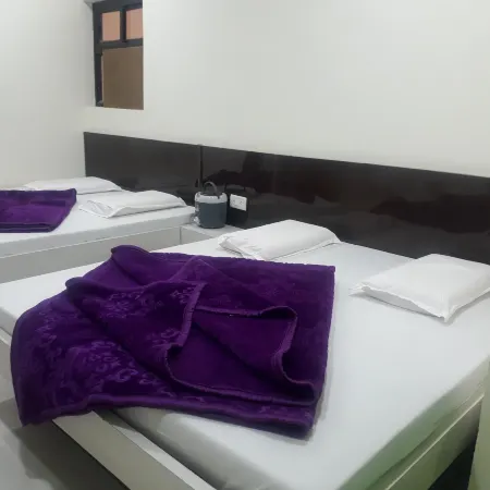 Hotel Moon Sky Ajmer Отели рядом с достопримечательностью «Даргах Шариф»