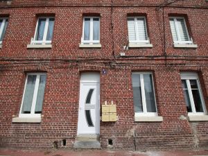 Logement tout équipé et très charmant à Fère