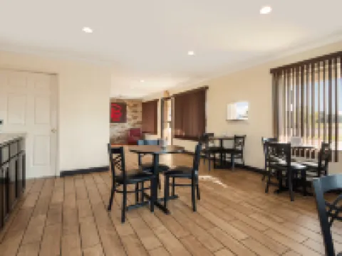 Red Roof Inn Santee Hotels in Santee