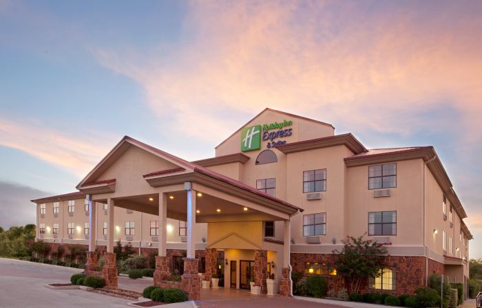 Holiday Inn Express & Suites KERRVILLE by IHG