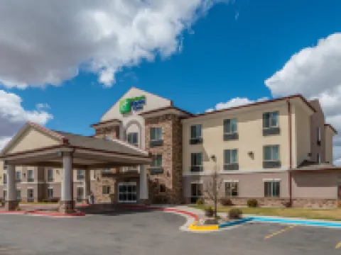 Holiday Inn Express & Suites Vernal - Dinosaurland by IHG Hotels in Uintah County