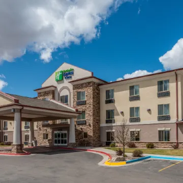 Holiday Inn Express & Suites Vernal - Dinosaurland by IHG