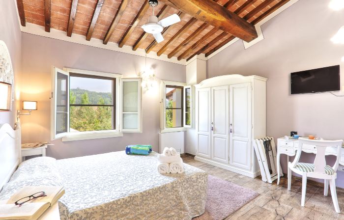 Luxury Villa in Tuscany with Pool Near Pisa and Florence - Sixe Bedrooms 12 pl
