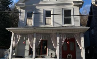 Trails End Bed and Breakfast