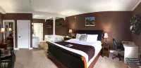 Depot Inn & Suites