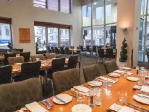 เซนิคโฮเต็ลดูเนดินซิตี้ โรงแรมในดันเนดิน