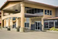 All Stay Suites Hotel di Westlock