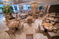 Maritim Antonine Hotel & Spa - breakfast