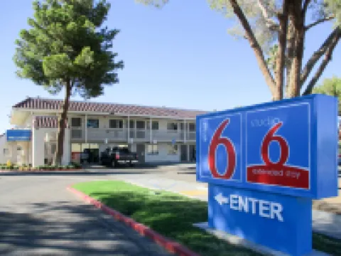 Studio 6 Barstow, CA