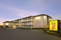 Super 8 by Wyndham Oroville Các khách sạn ở Palermo