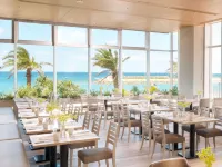 DoubleTree by Hilton Okinawa Chatan Resort فنادق في أوكيناوا