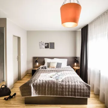 Bold Hotel Frankfurt Messe Отели рядом с достопримечательностью «Нидеррад»