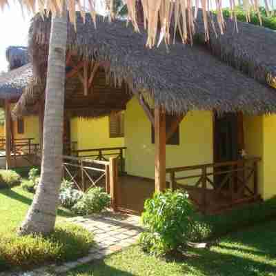 Cocotier Lodge Hotel Exterior